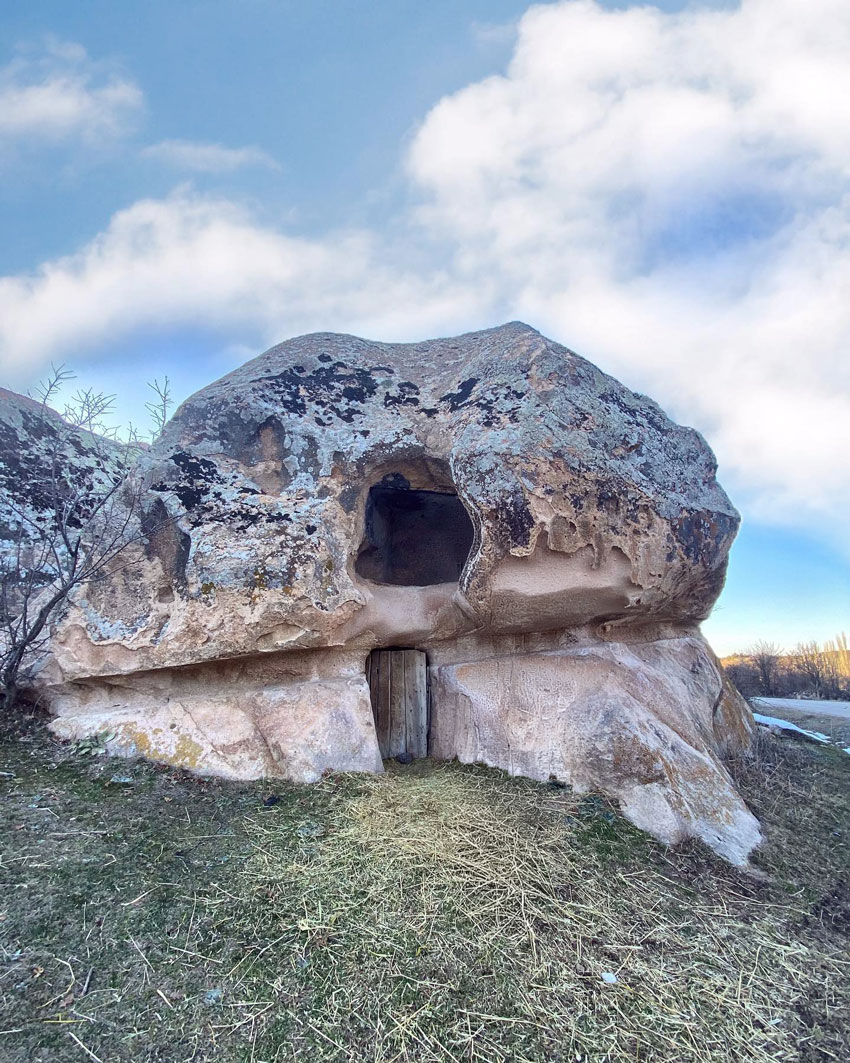 Peri Bacaları arasında yürümek