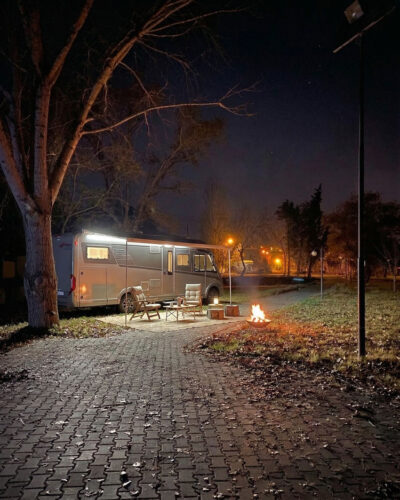 Çayırhan Karavan Kampı Gece
